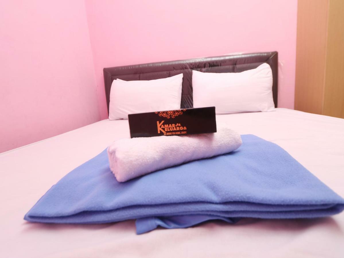 Kamar Keluarga Mangga Besar Hotel Джакарта Екстериор снимка